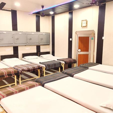 Roop Guest House 러크나우 외부 사진