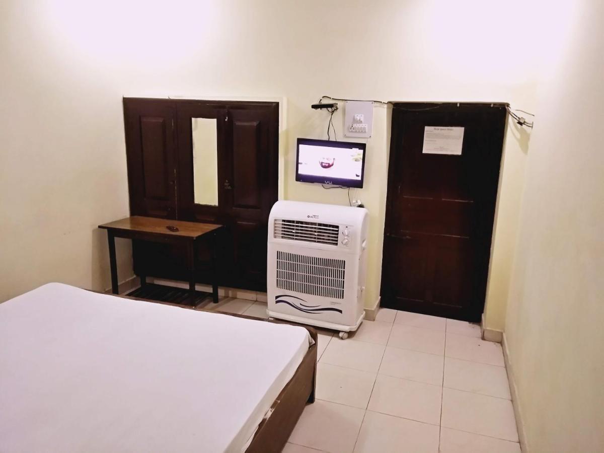 Roop Guest House 러크나우 외부 사진