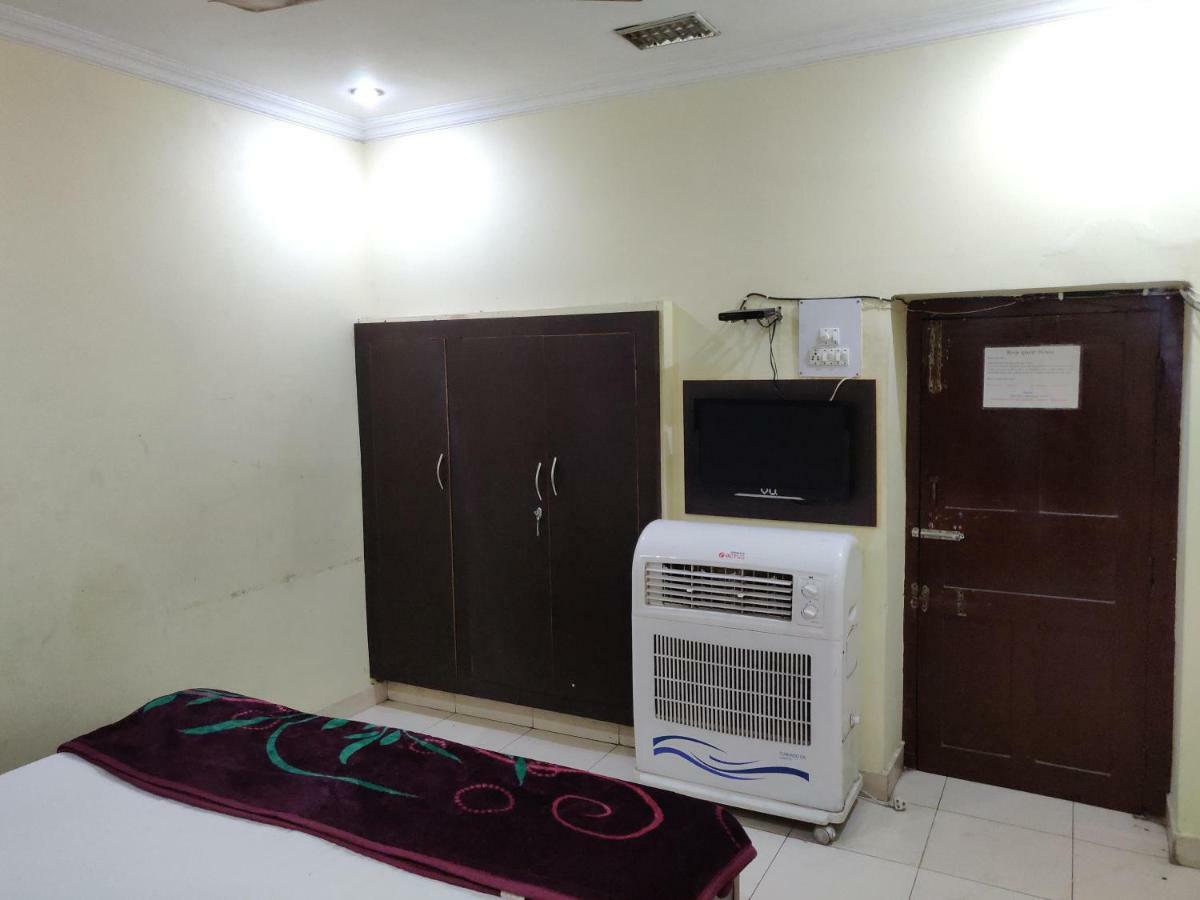 Roop Guest House 러크나우 외부 사진