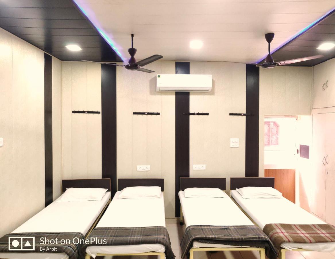 Roop Guest House 러크나우 외부 사진